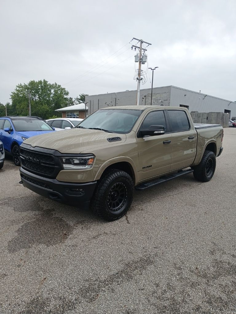 Gator Clearcoat 2020 RAM 1500 Pickup Truck Four-Wheel Drive 8-Speed Automatic