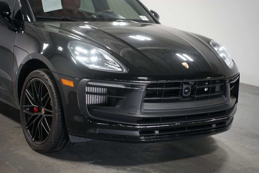 Thumbnail: 2023 Porsche Macan - 4