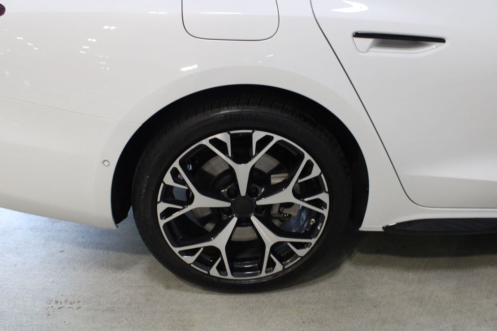 Used 2026 White Audi Premium Plus image 27