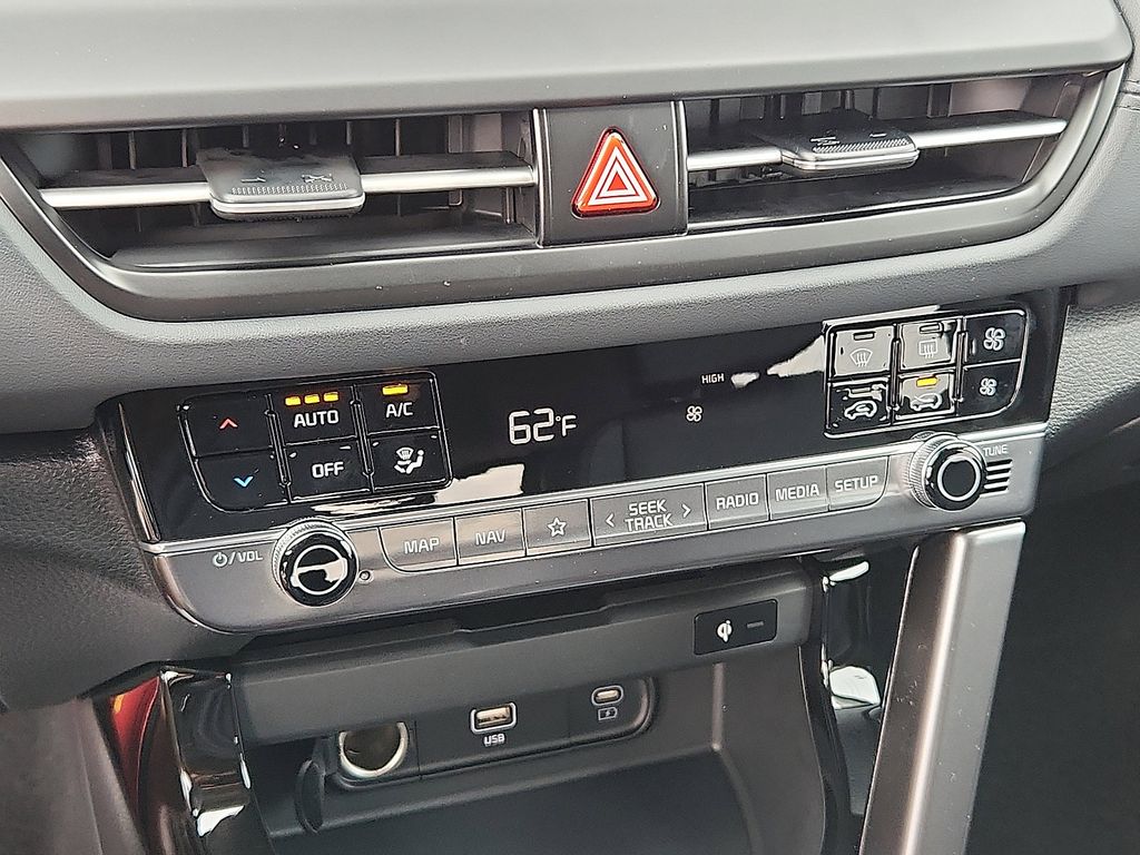 2026 Kia Seltos EX - Photo 11