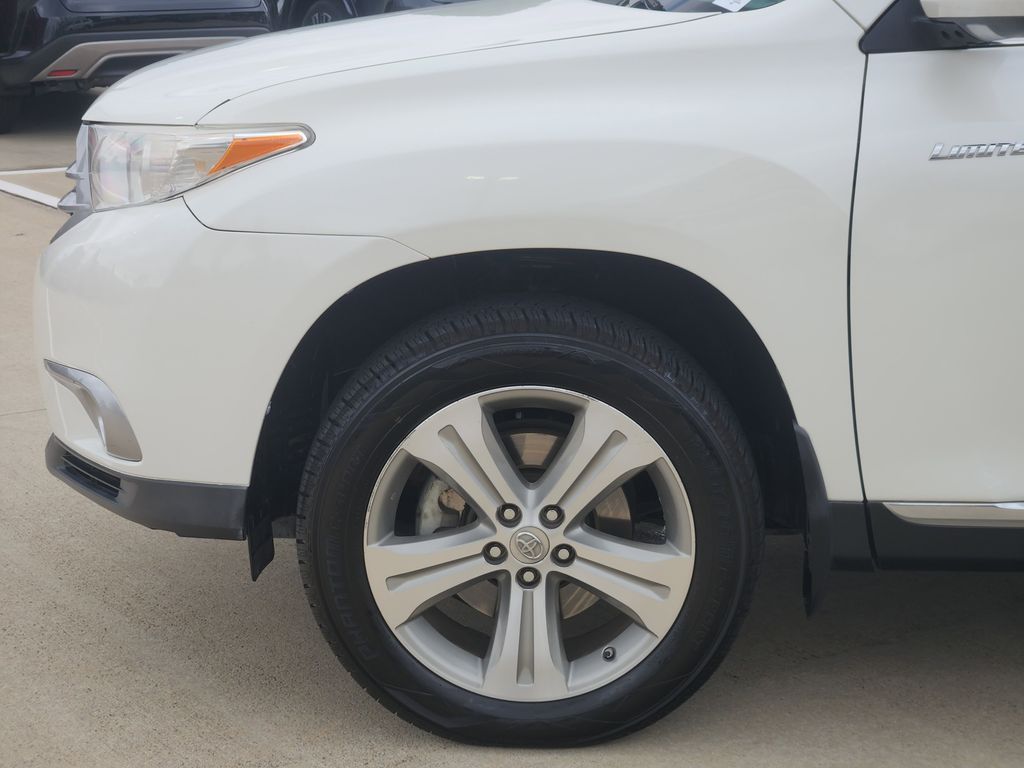 2012 Toyota Highlander Limited White at Emmons Autoplex