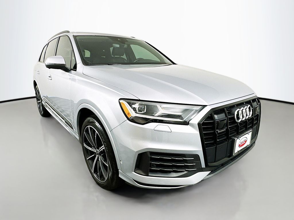 Thumbnail: 2021 Audi Q7 - 3