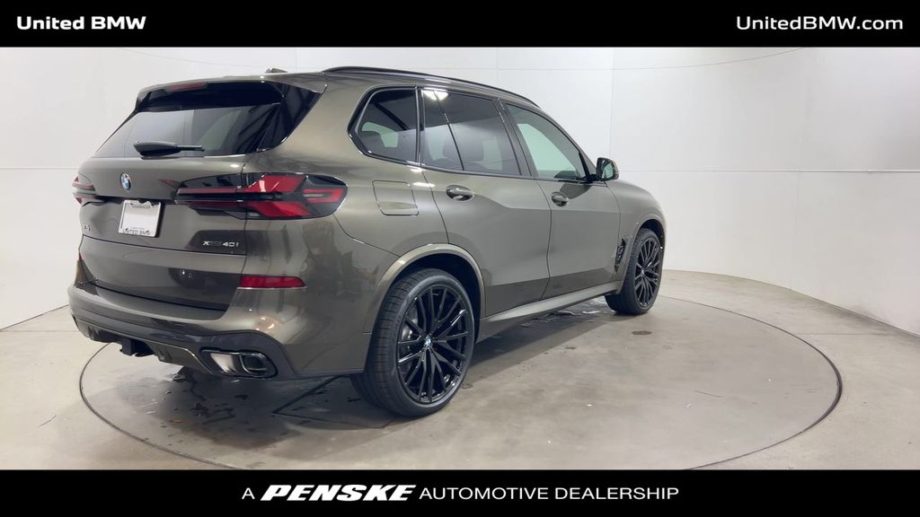 Thumbnail: 2026 BMW X5 - 8