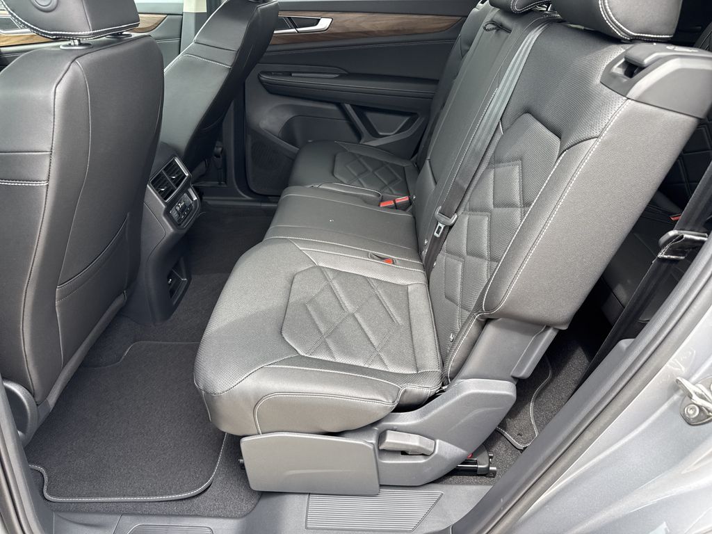 2026 Volkswagen Atlas 2.0T SE Silver at DeMontrond Auto Country