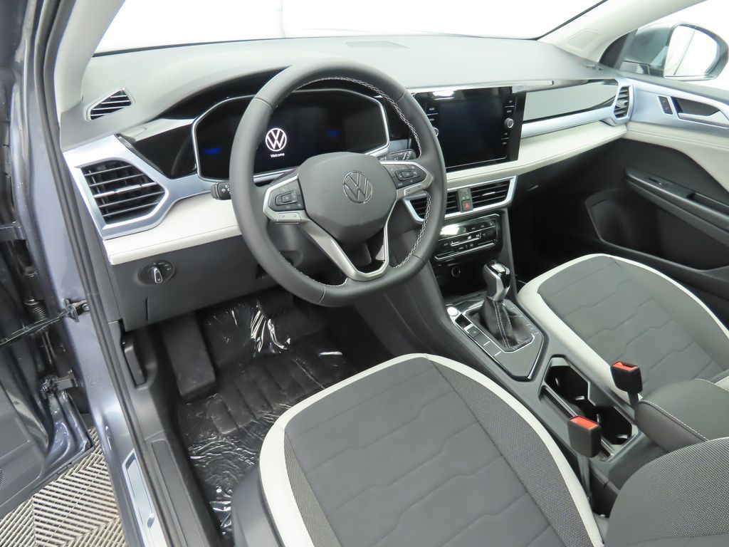 Thumbnail: 2026 Volkswagen Taos - 9