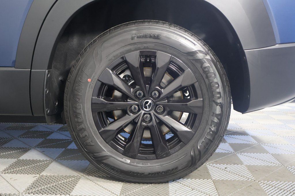 Thumbnail: 2025 Mazda CX-50 - 10