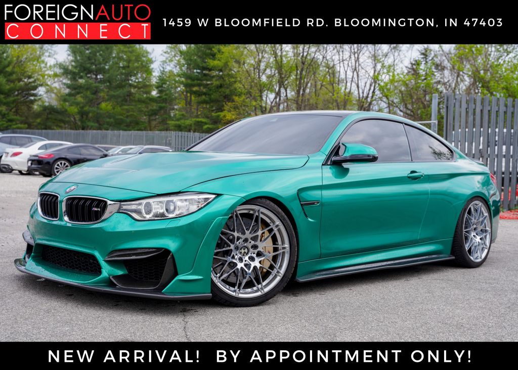 Black Sapphire Metallic 2016 BMW M4 Coupe RWD Coupe Rear-Wheel Drive 6-Speed Manual