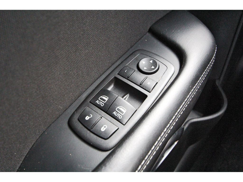 car-gallery-17