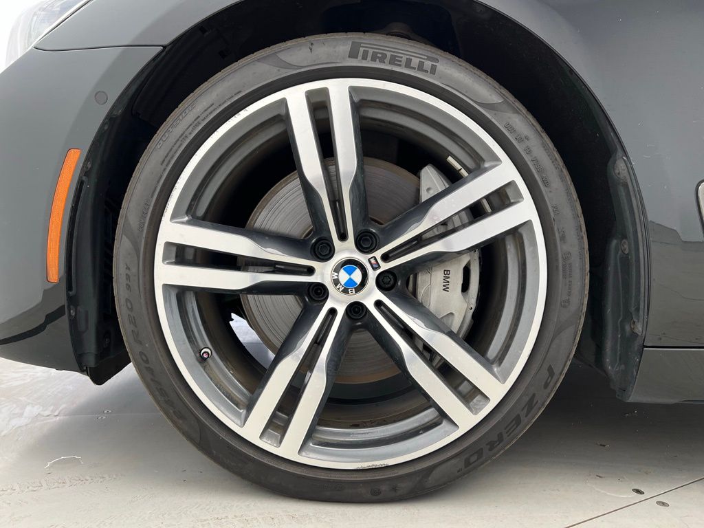 Thumbnail: 2019 BMW 7 Series - 27