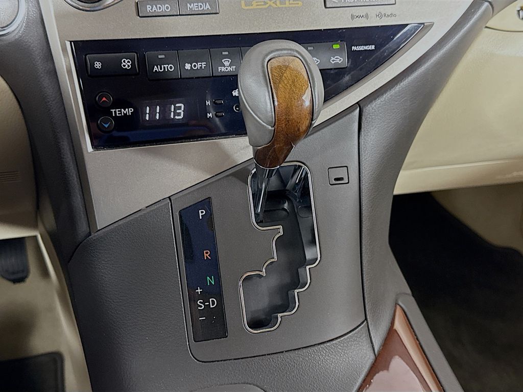 Thumbnail: 2013 Lexus RX - 16