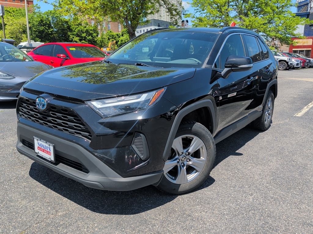 2022 Toyota RAV4 Hybrid XLE AWD