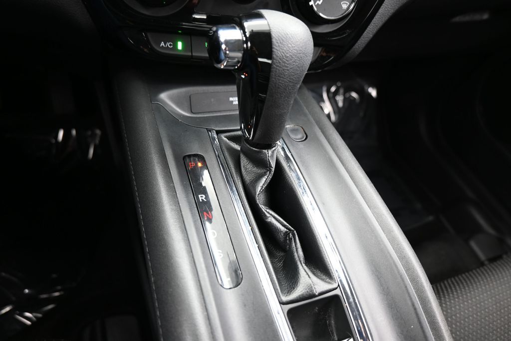 Used 2022 Crystal Black Pearl Honda LX image 24