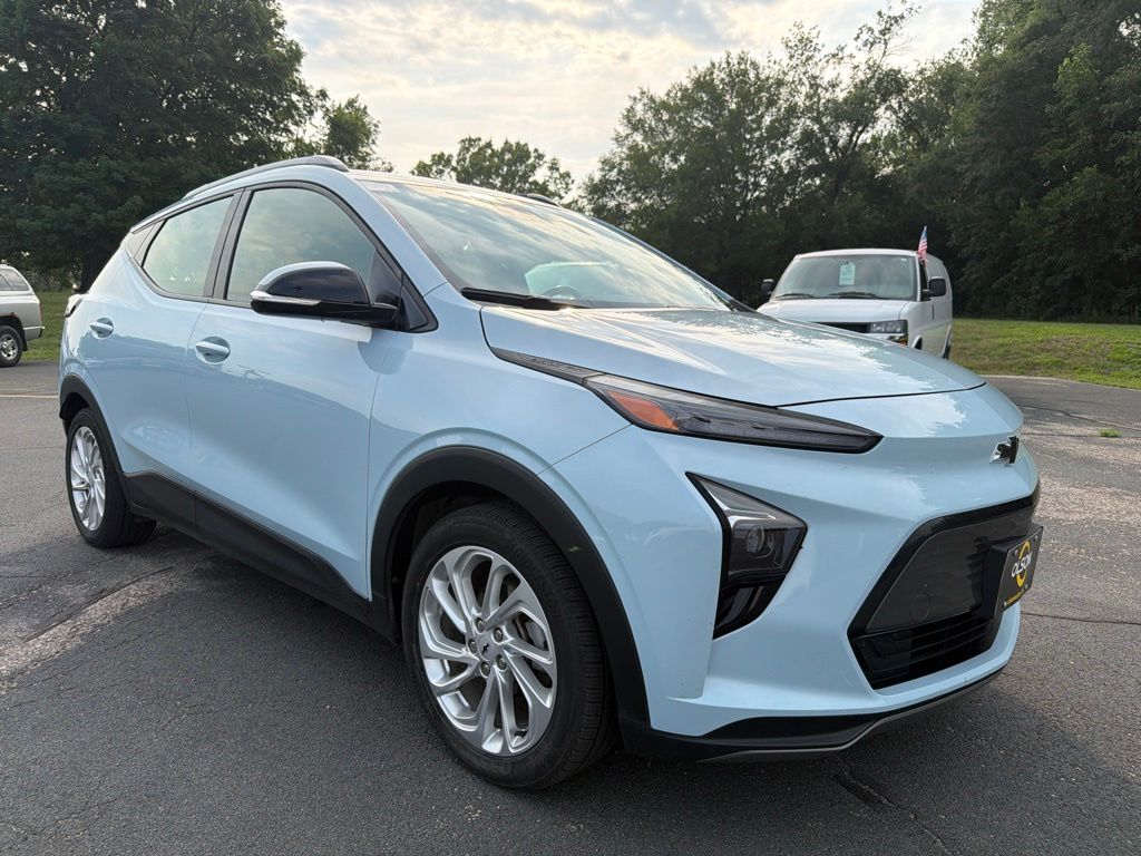 Tide Metallic (Ice Blue) 2023 Chevrolet Bolt EUV Hatchback Front-Wheel Drive 1-Speed Automatic