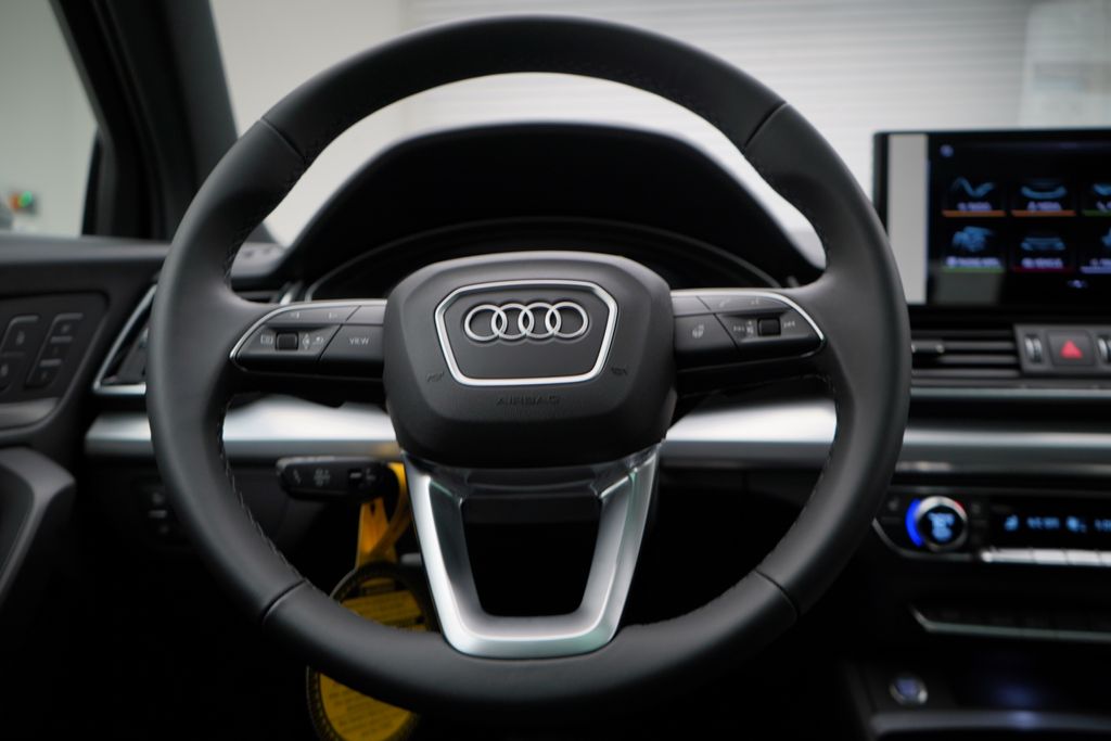 2025 Audi Q5  13