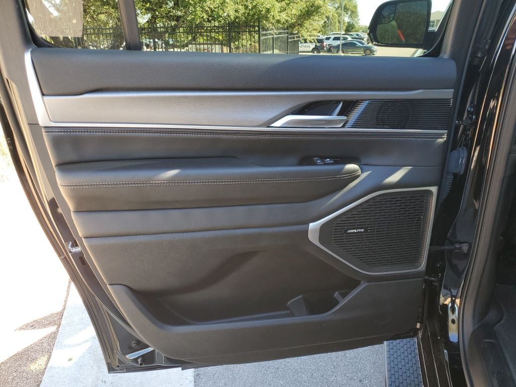 New Car 2025 Jeep Wagoneer L  Series Ii For Sale Under $100,000 In Austin, Texas