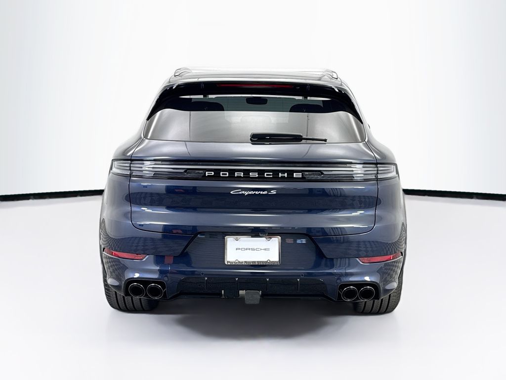 Thumbnail: 2026 Porsche Cayenne - 6