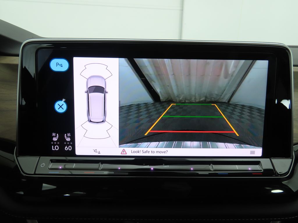 Thumbnail: 2026 Volkswagen Atlas - 16