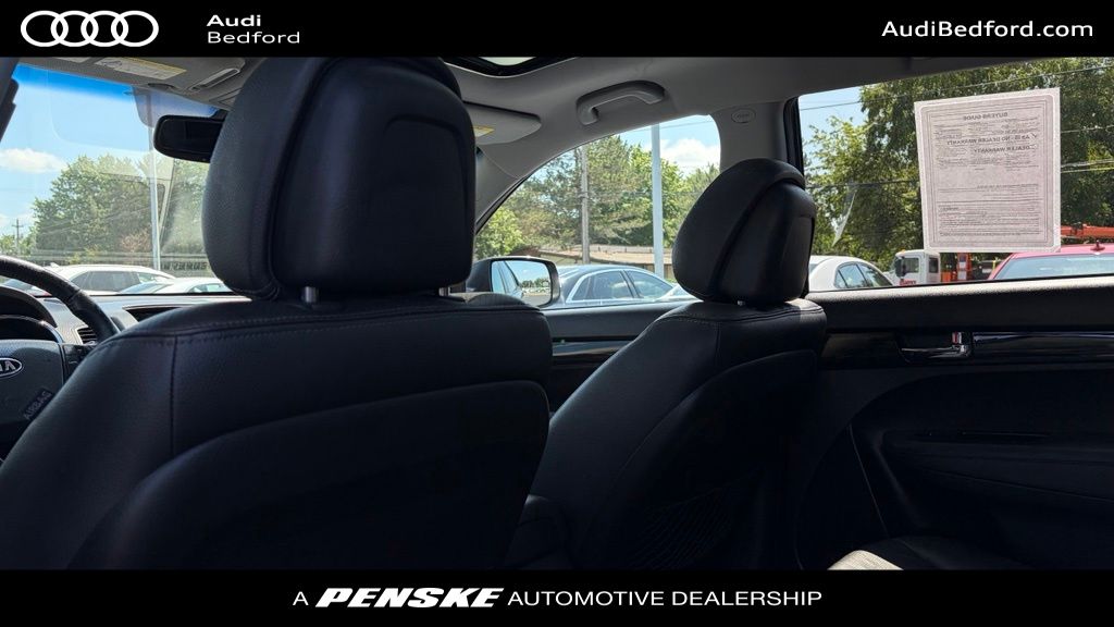 Thumbnail: 2013 Kia Sorento - 21