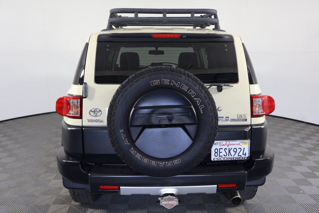 Thumbnail: 2010 Toyota FJ Cruiser - 5