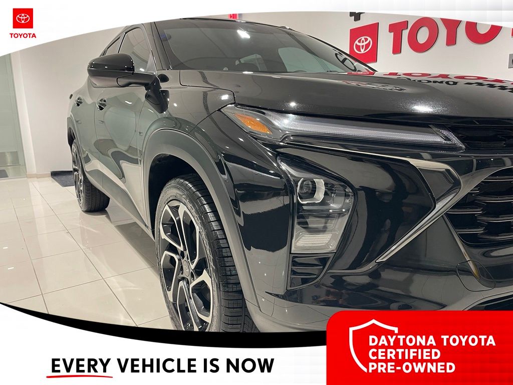 Used 2024 Chevrolet Trax SUV