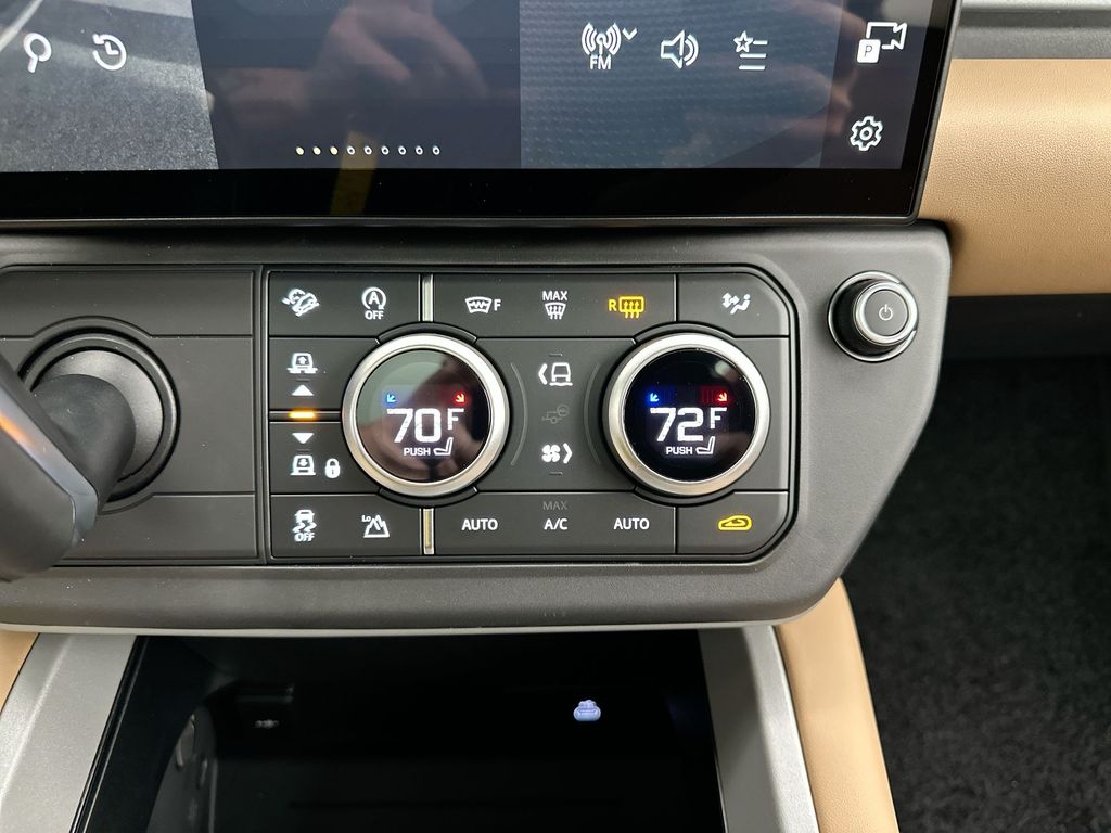 Thumbnail: 2026 Land Rover Defender - 13