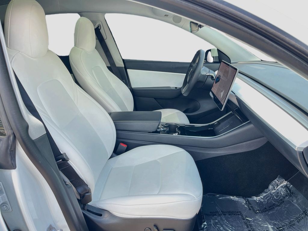 2020 Tesla Model Y Long Range White at Bravo Nissan