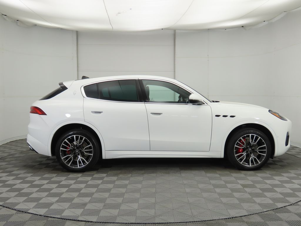 Thumbnail: 2025 Maserati Grecale - 4