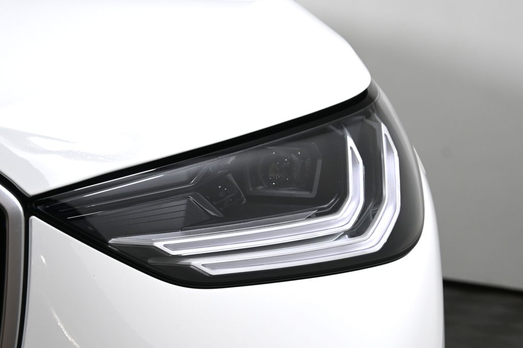 Thumbnail: 2026 BMW X3 - 11
