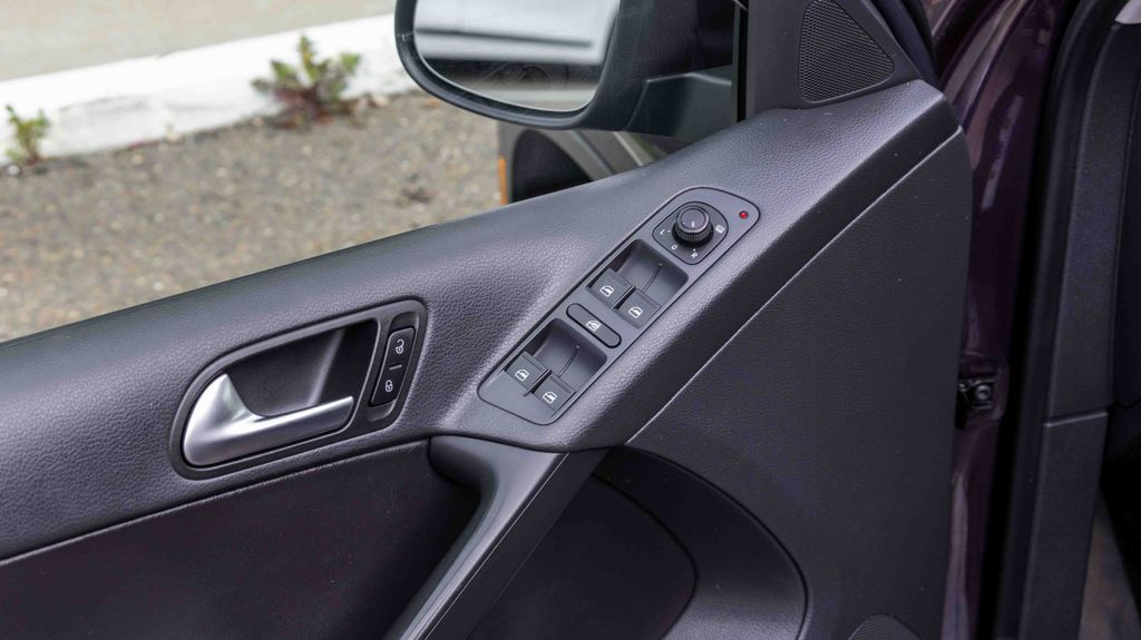 Used 2016 Volkswagen Tiguan S 4D Sport Utility