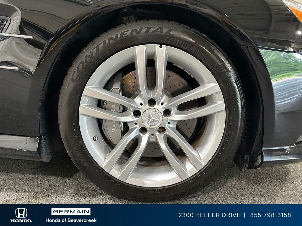 Used 2015 Black Mercedes-Benz SL 400 Roadster image 13