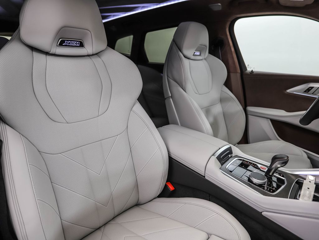 Thumbnail: 2025 BMW XM - 31