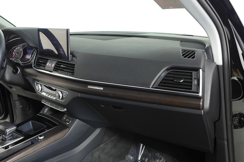 Thumbnail: 2023 Audi Q5 - 14