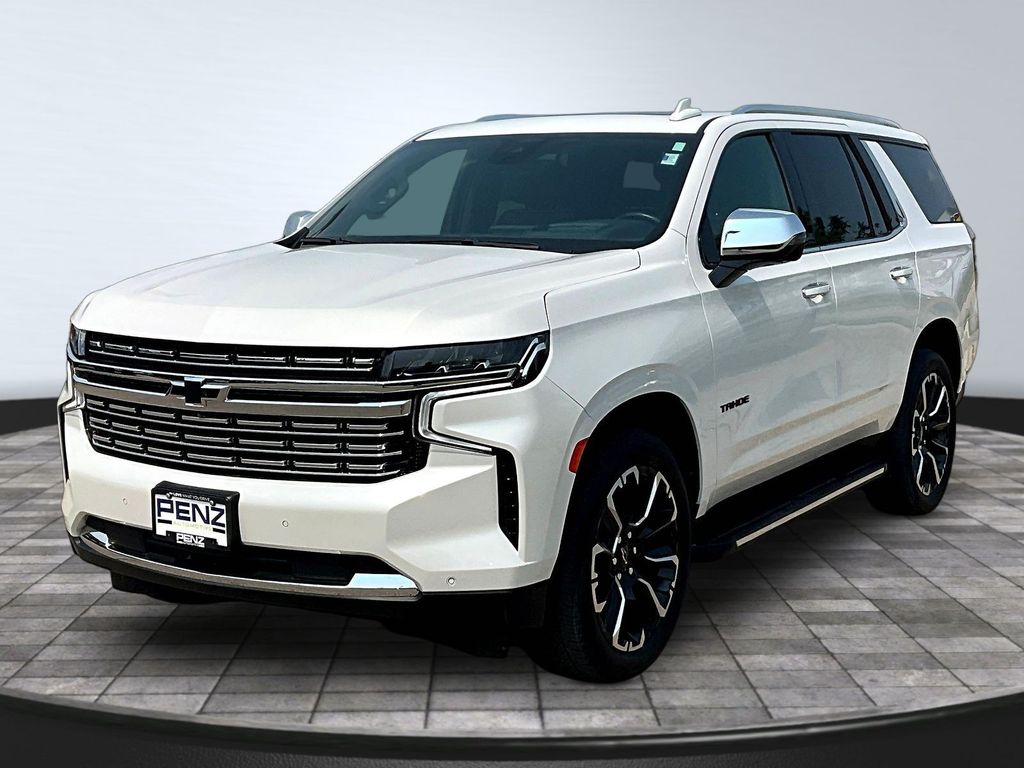 White (Iridescent Pearl Tricoat) 2023 Chevrolet Tahoe SUV / Crossover Four-Wheel Drive 