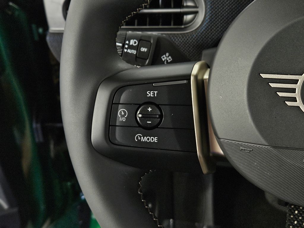 Thumbnail: 2025 MINI Cooper - 28