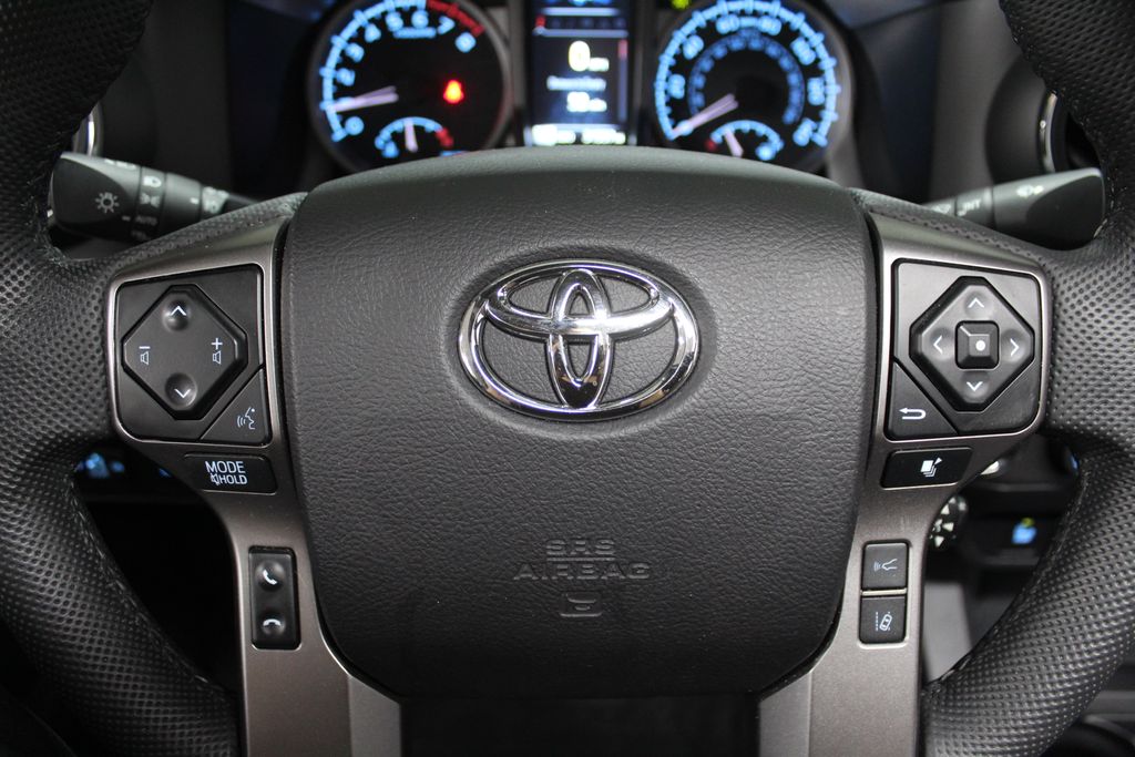 Thumbnail: 2022 Toyota Tacoma - 20