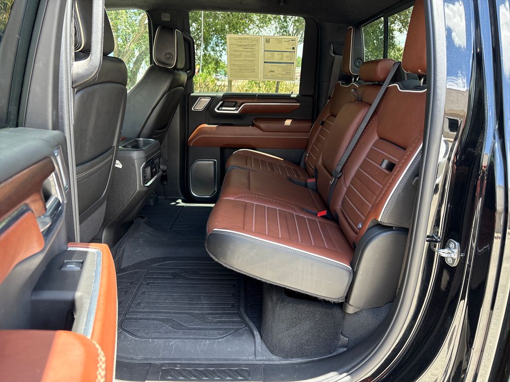 Certified Used 2024  GMC Denali Ultimate image 32