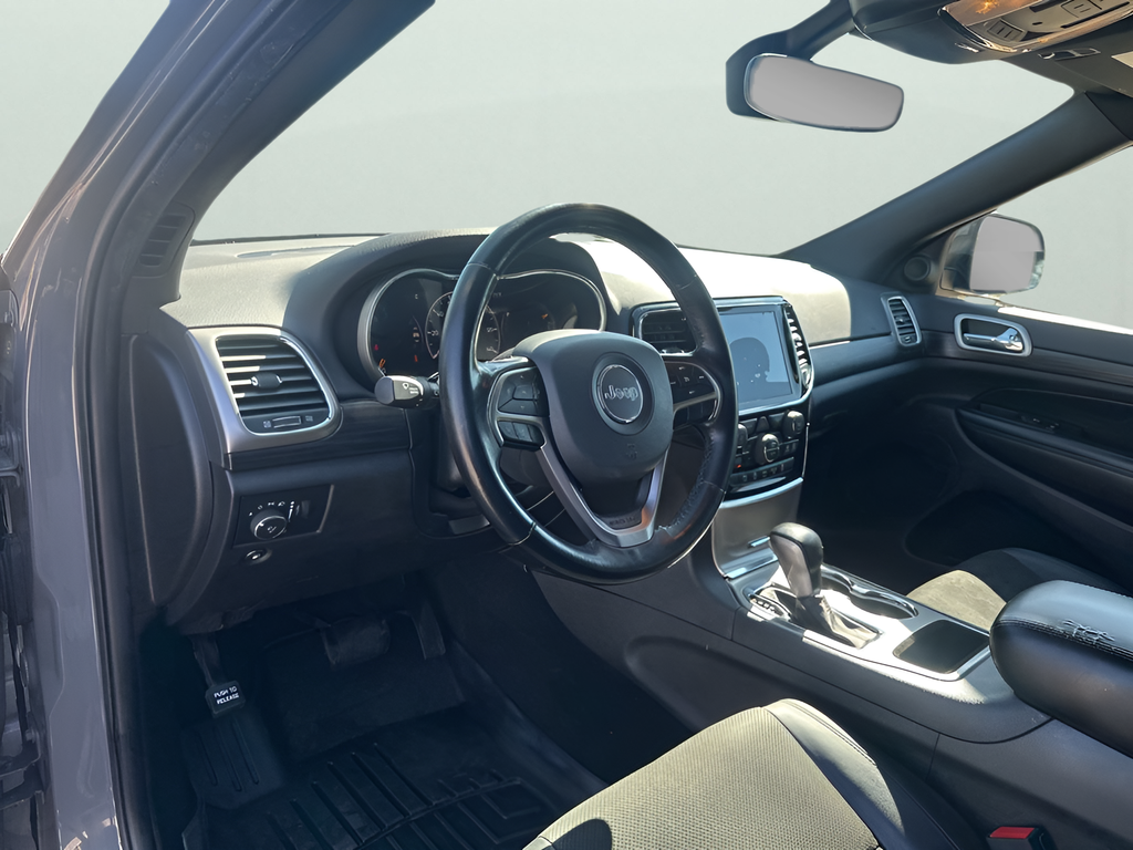 Used Car 2020 Jeep Grand Cherokee  Altitude For Sale Under $20,000 In Austin, Texas