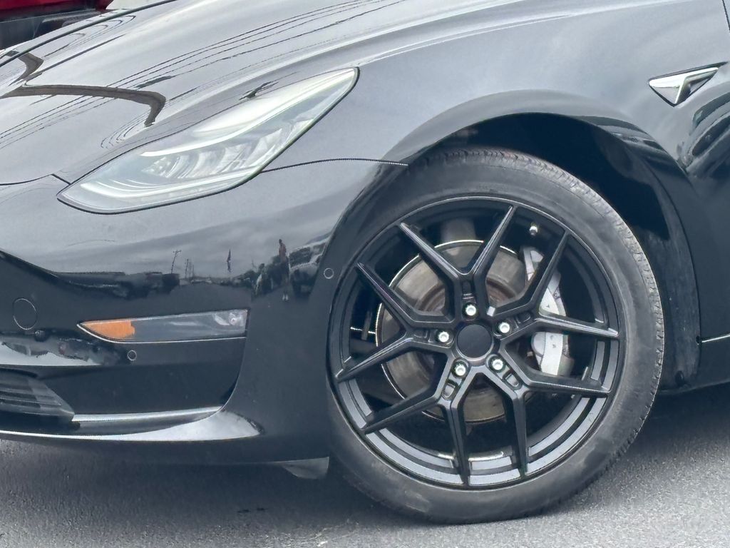 Used Car 2018 Tesla Model 3  Mid Range For Sale Under $25,000 In Austin, Texas