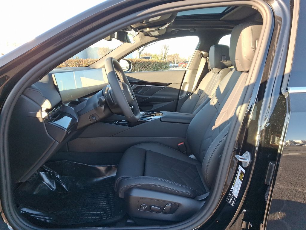 2025 BMW 5 Series 530i xDrive 6