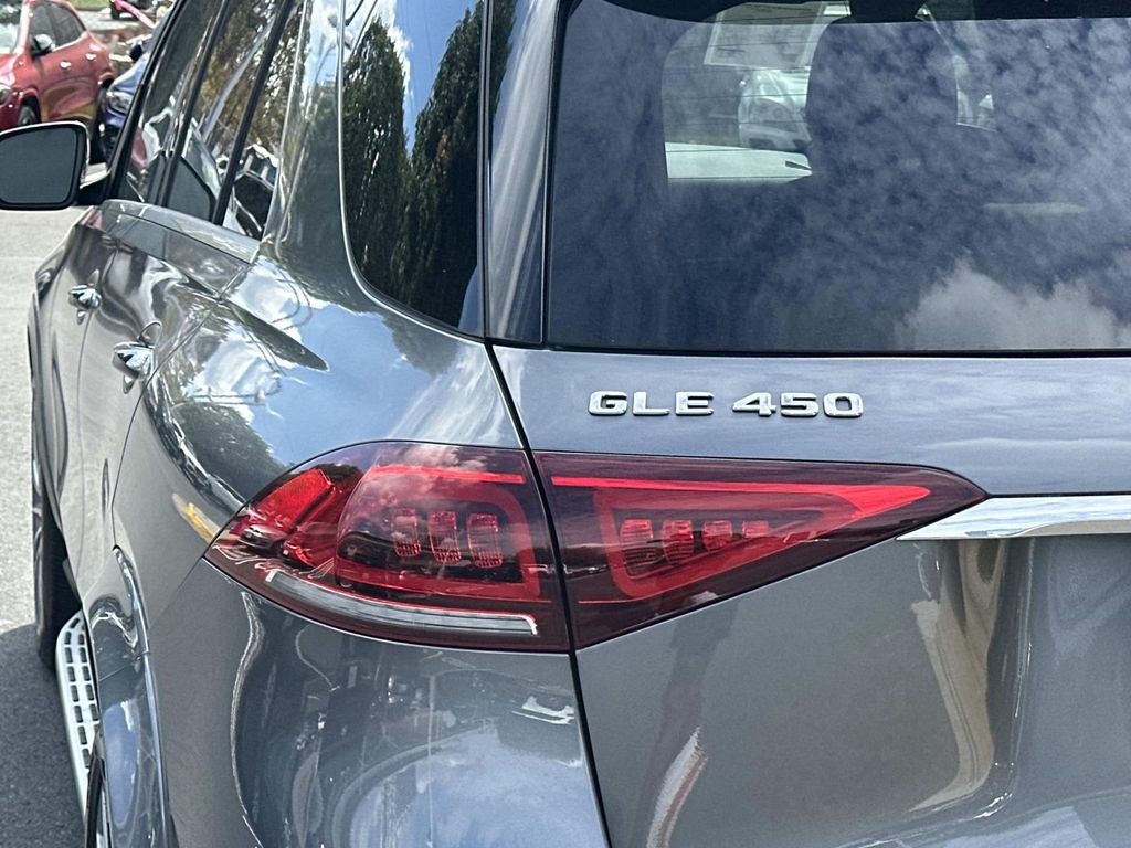 Thumbnail: 2022 Mercedes-Benz GLE - 10