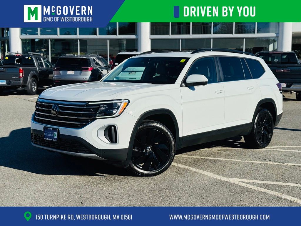 Pure White 2024 Volkswagen Atlas SUV / Crossover All-Wheel Drive 8-Speed Automatic