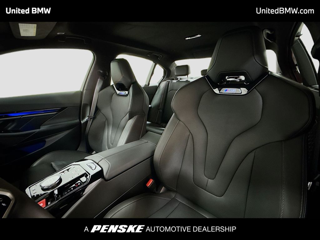 Thumbnail: 2026 BMW M5 - 5