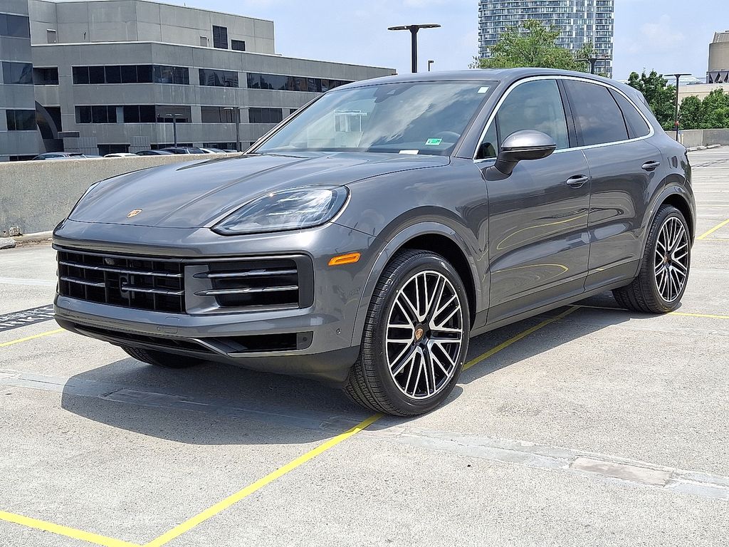 Thumbnail: 2025 Porsche Cayenne - 1