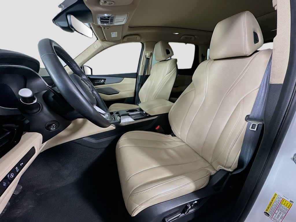 used 2023 Acura MDX car, priced at $39,299