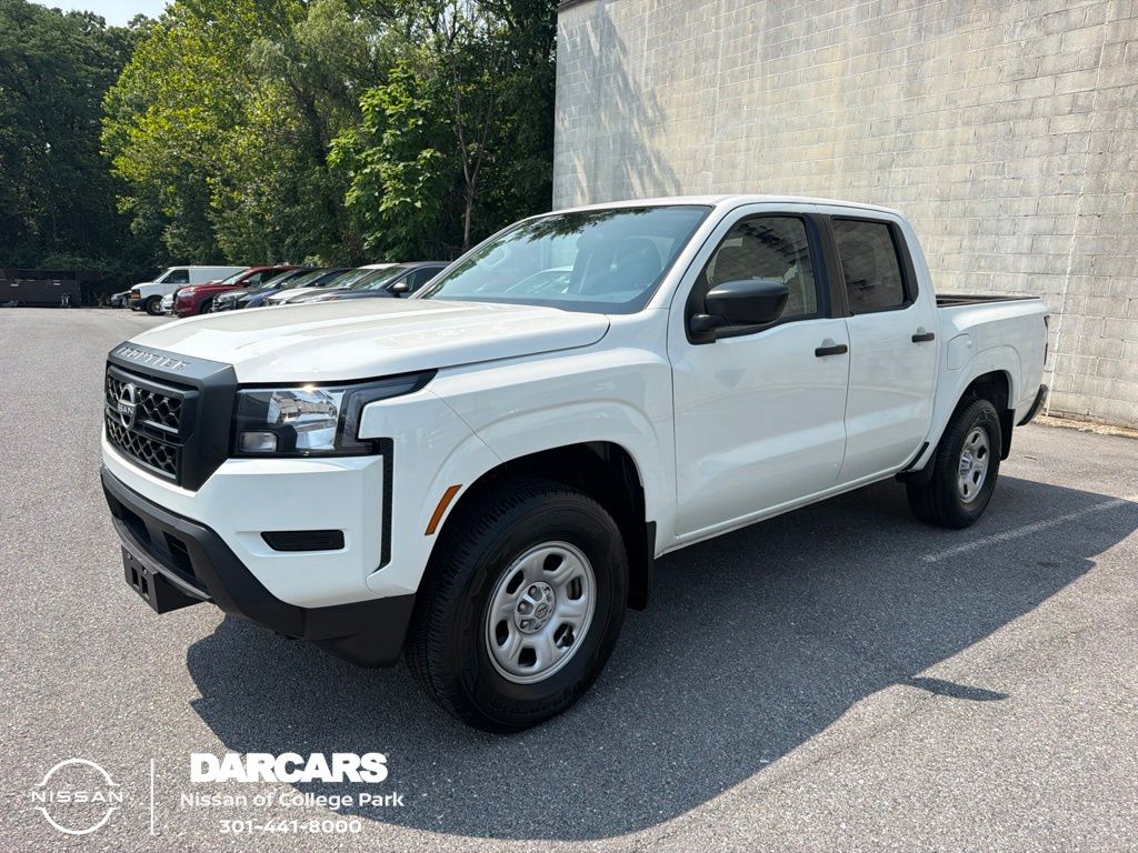 Glacier White 2024 Nissan Frontier Pickup Truck Four-Wheel Drive 9-Speed Automatic Overdrive