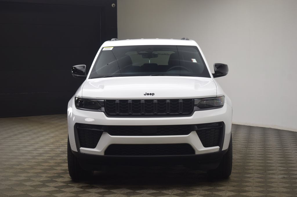 new 2026 Jeep Grand Cherokee car, priced at $39,516