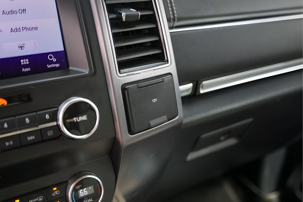 Used Car 2020 Ford Expedition  Platinum For Sale Under $30,000 In Austin, Texas