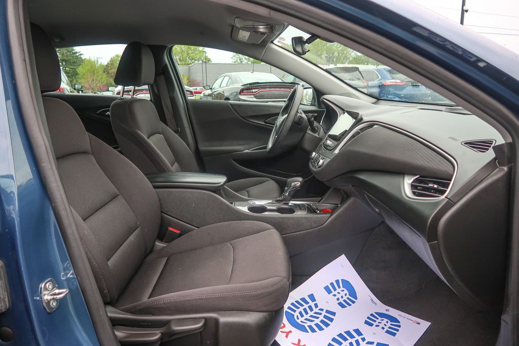 2024 Chevrolet Malibu FWD 1LT