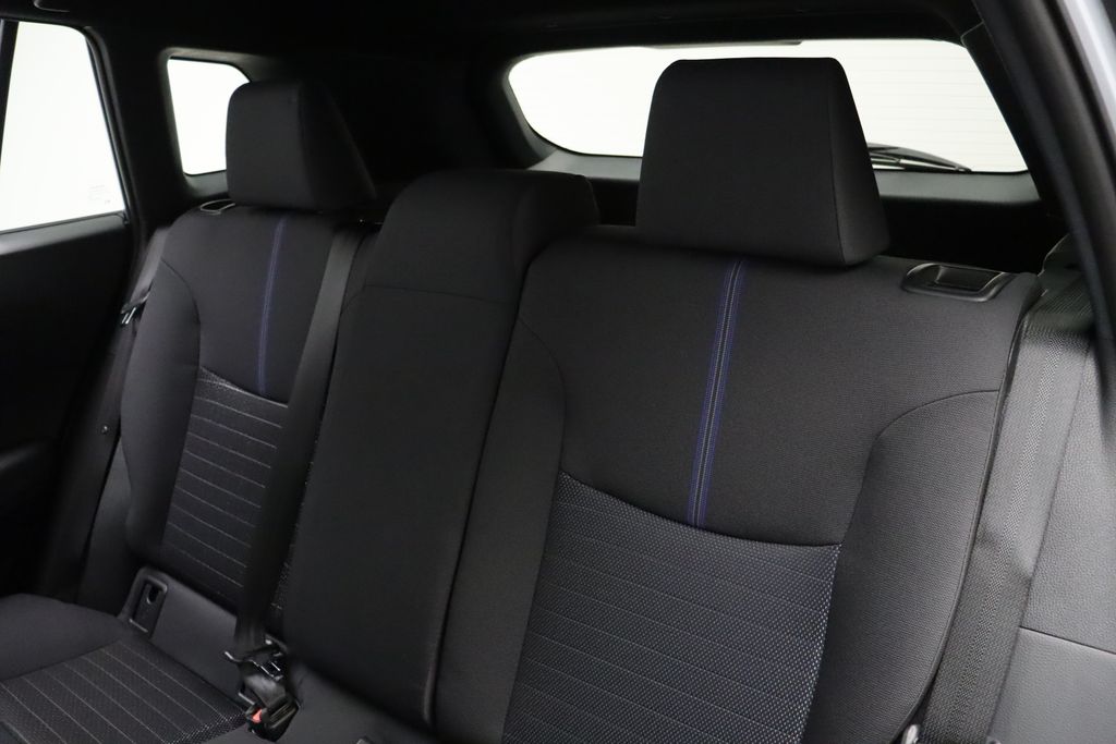 2024 Toyota Corolla Cross SE 18