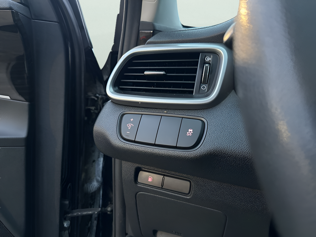 Used Car 2020 Kia Sorento  Lx For Sale Under $15,000 In Austin, Texas